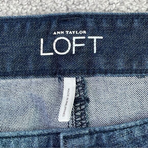 Loft Jeans Women's 6 Blue Modern Flare Low Rise Dark Denim Stretch - Picture 5 of 13